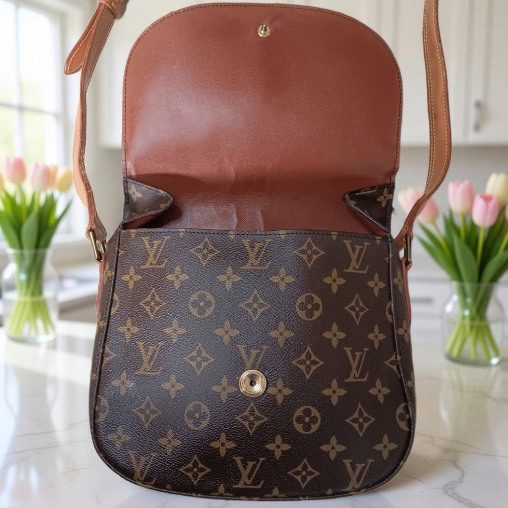 Louis Vuitton Saint Cloud GM Monogram Vintage Crossbody Bag - Picture 13 of 17